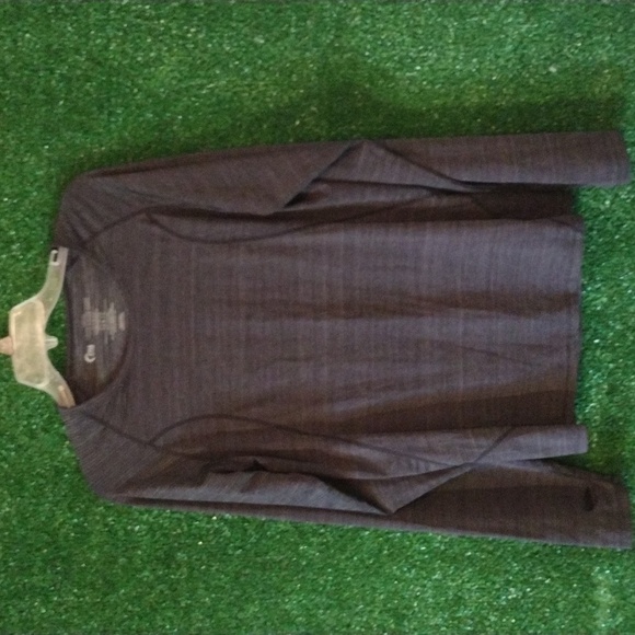 Zyia Active Black And Gray  Long Sleeve Top - Picture 3 of 5
